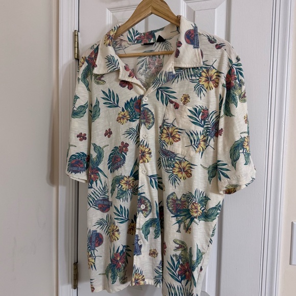 Jurassic Park Other - Jurassic World Park Ranger Button Down Hawaiian Camp Shirt XL Jungle Print